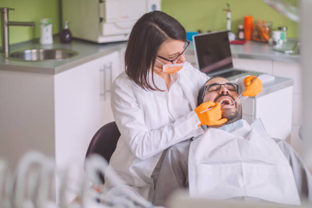 Best Emergency Gum Treatment in Maury, NC